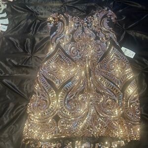 Karly sequin strappy back black/gold dress